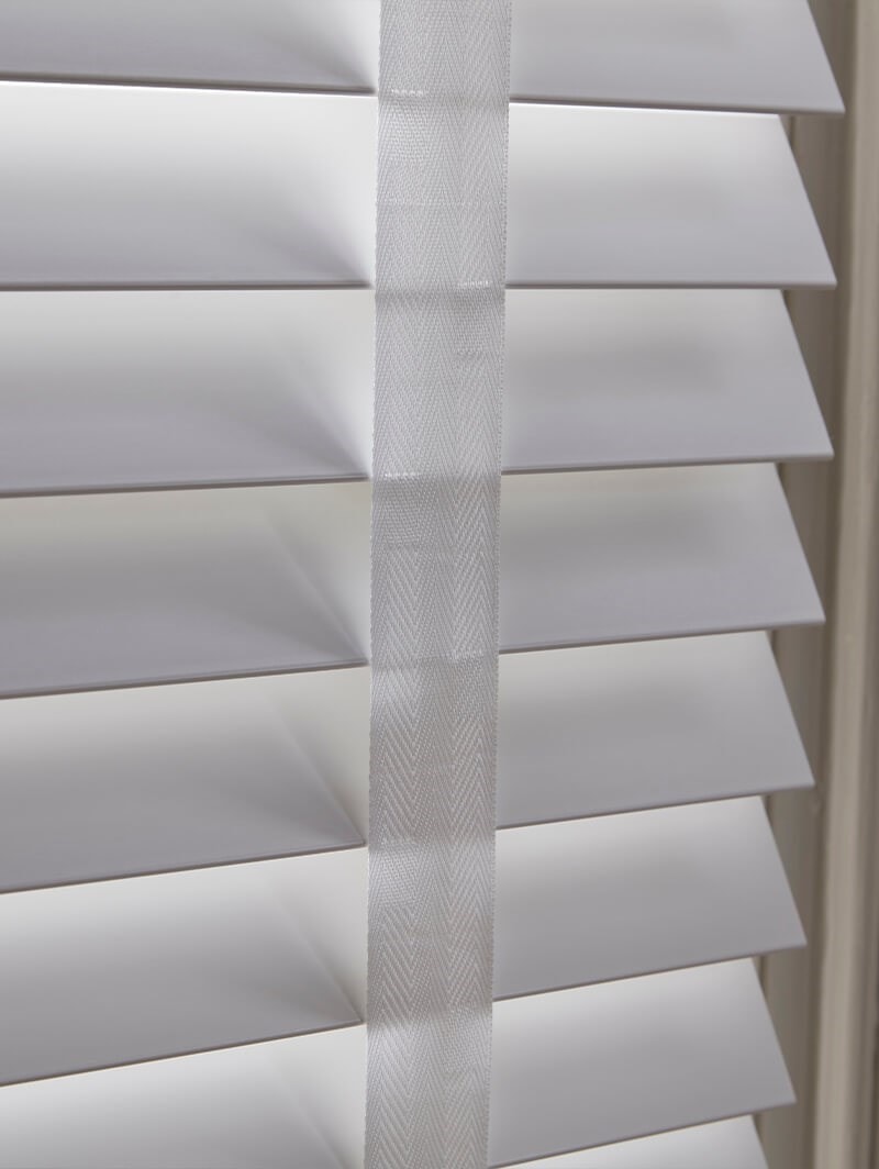 Clean White Faux Wood Venetian Blind With Tapes