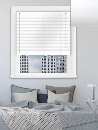 Simplicity White Aluminium Venetian Blind Simplicity White Aluminium Venetian Blind