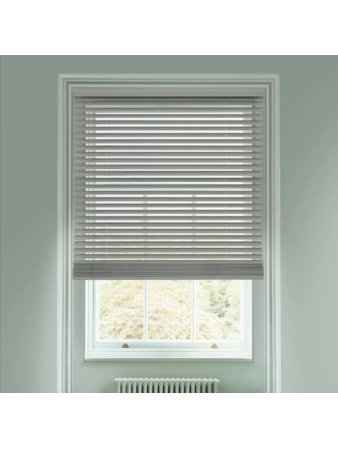 Armadillo 50mm Wooden Electric Venetian Blind Armadillo 50mm Wooden Electric Venetian Blind