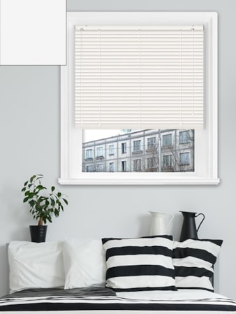 Matte Off White 25mm Aluminium Venetian Blind Matte Off White 25mm Aluminium Venetian Blind