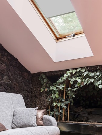 Classic Alaskan Husky Blackout Skylight Blind To Fit Dakstra Windows Classic Alaskan Husky Blackout Skylight Blind To Fit Dakstra Windows