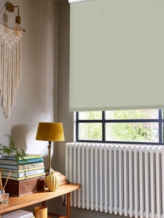 Castle Keep Daylight Electric Roller Blind