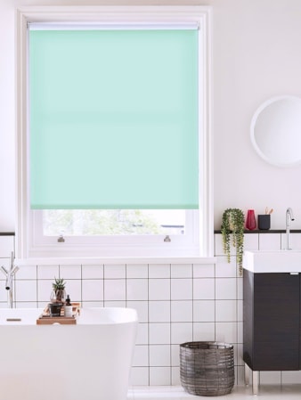Mint Cream Daylight Electric Roller Blind Mint Cream Daylight Electric Roller Blind
