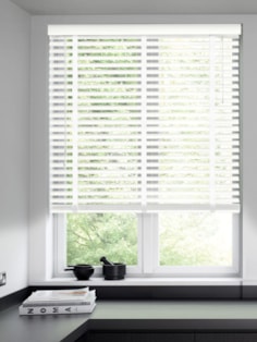 Clean White Faux Wood Venetian Blind With Tapes Clean White Faux Wood Venetian Blind With Tapes