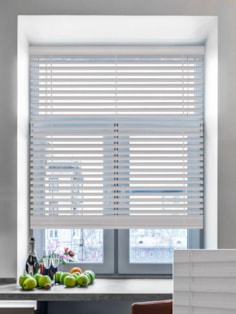 Soft Grey Wood Grain Faux Wood Venetian Blind Soft Grey Wood Grain Faux Wood Venetian Blind