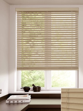 Greige Faux Wood Venetian Blind Greige Faux Wood Venetian Blind