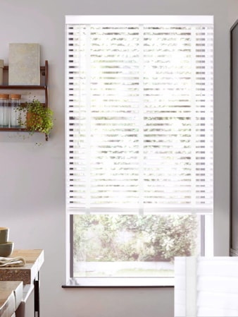 High Gloss White 50mm Faux Wood Venetian Blind With Tapes High Gloss White 50mm Faux Wood Venetian Blind With Tapes
