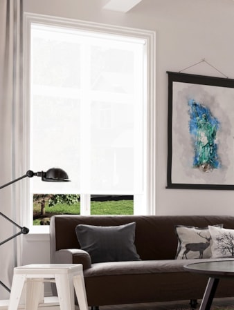 Lace White 1% Sunscreen Cordless Spring Loaded Roller Blind Lace White 1% Sunscreen Cordless Spring Loaded Roller Blind