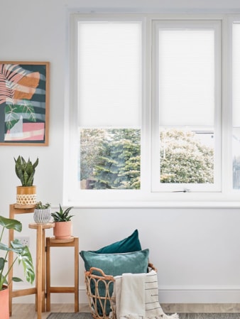 Gauze White Daylight Perfect Fit Cellular Thermal Blind Gauze White Perfect Fit Thermal Blind