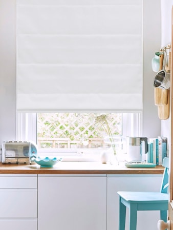 Manhattan White Roman Blind Manhattan White Roman Blind