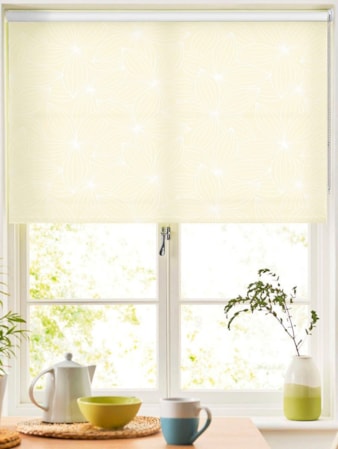 Starflower Cream Floral Roller Blind Starflower Cream Floral Roller Blind