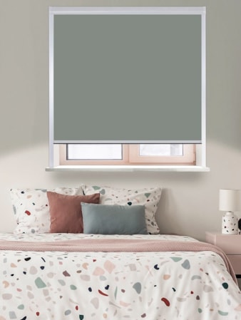 Classic Iron Mountain Total Blackout Roller Blind Classic Iron Mountain Total Blackout Roller Blind