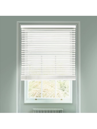 White 50mm Wooden Electric Venetian Blind White 50mm Wooden Electric Venetian Blind