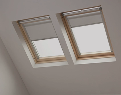A comprehensive guide explaining how to identify what size your skylight window is.