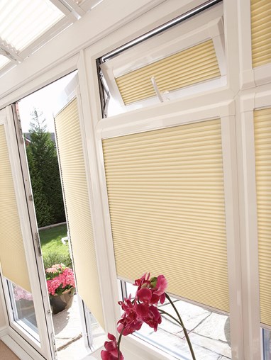 Cotswold Cream Daylight Perfect Fit Cellular Thermal Blind