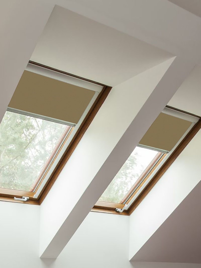 Classic Toffee Crunch Blackout Skylight Blind For Fakro Windows