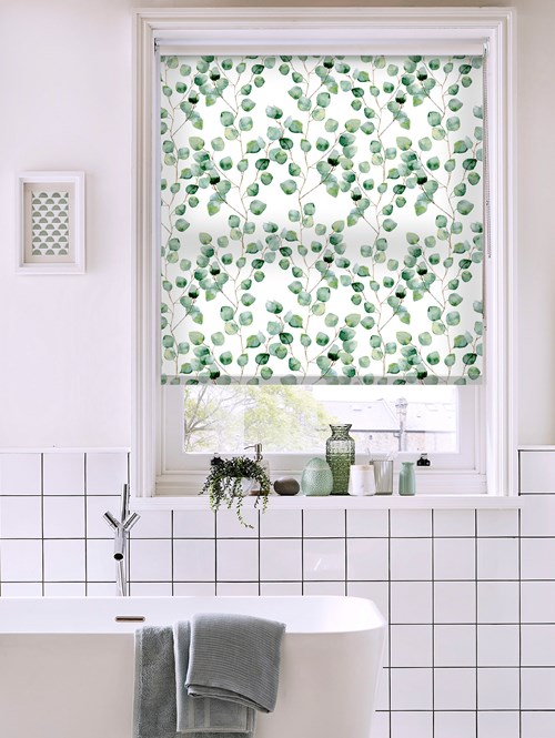 Climbers Natural Floral Roller Blind